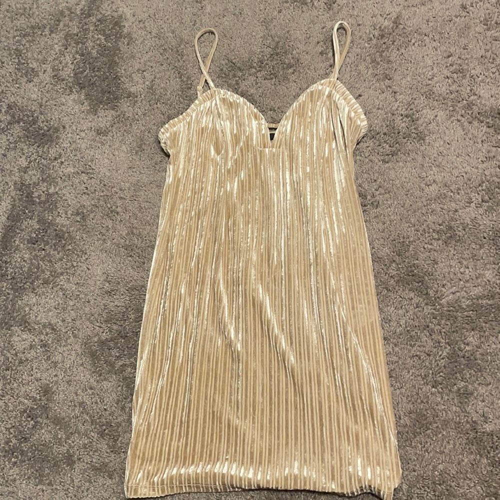 Forever 21 velvet mini dress